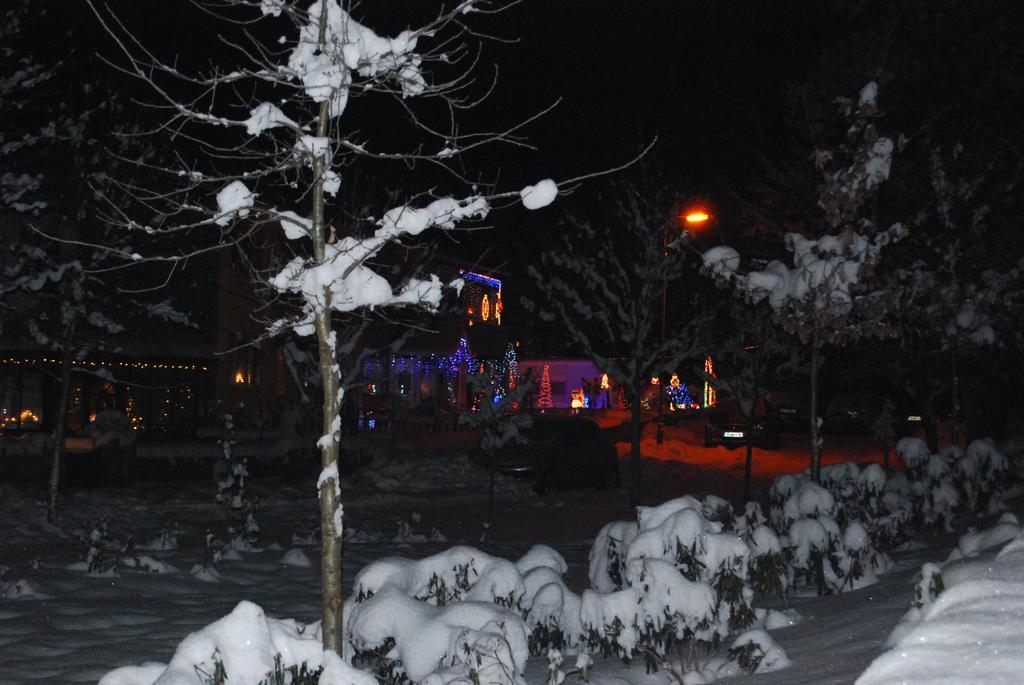 27 Aughrim Holidays Nyaraló ház Kültér fotó